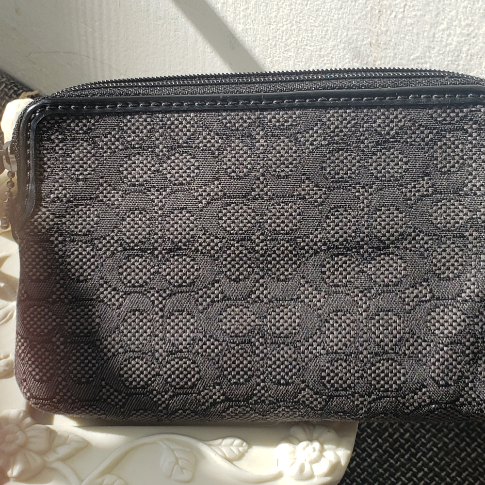 Coach Charcoal Jacquard Signature Wristlet - Picture 3 of 8